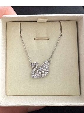 Swarovski Crystal Swan Pendant Necklace - Silver